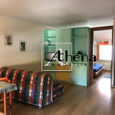 Riva San Vito 2 Apartment Grado Bagian luar foto